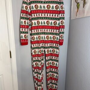 Buc-ee’s Christmas Onesie Pajamas Adult M
